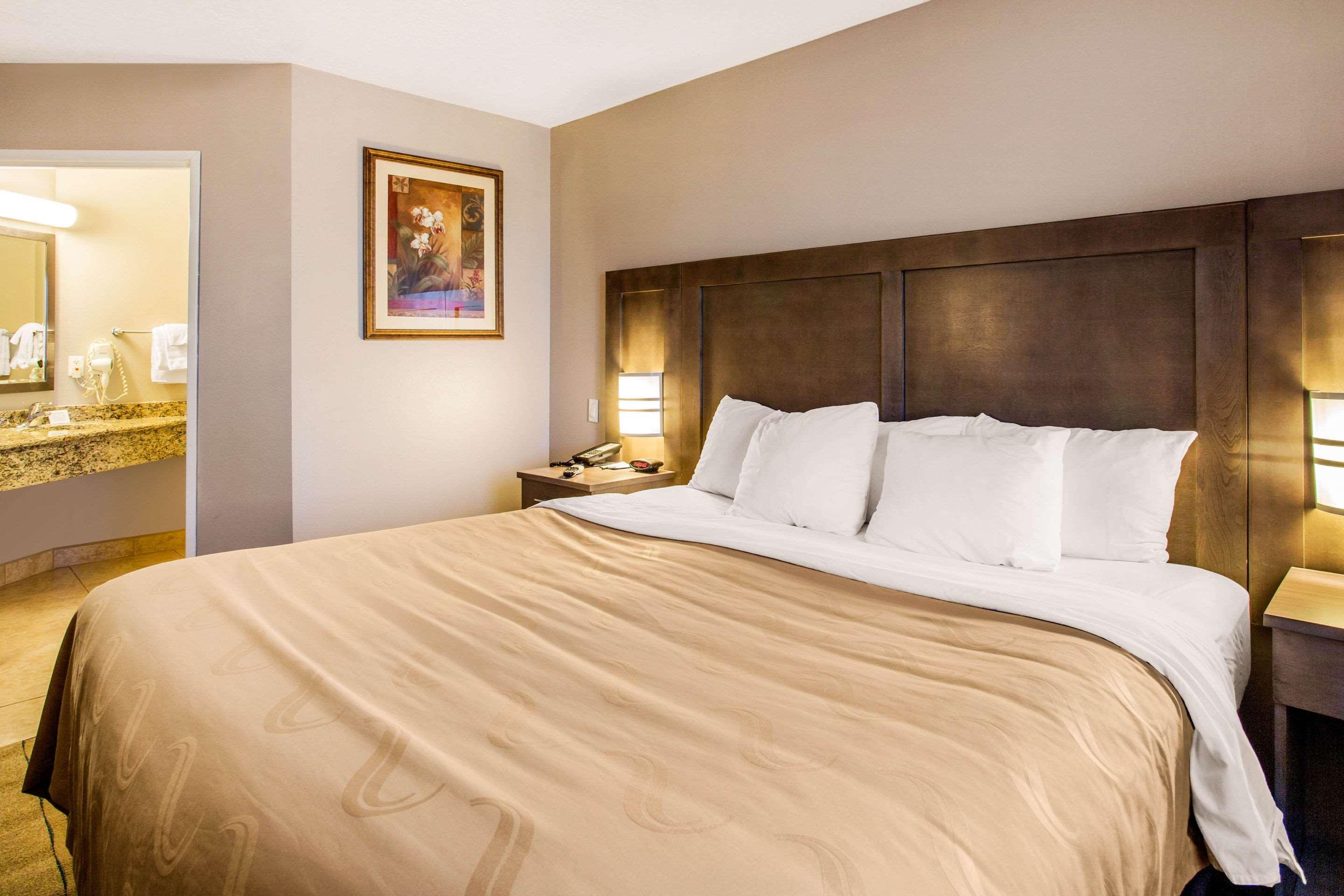 Quality Inn Moriarty Bagian luar foto