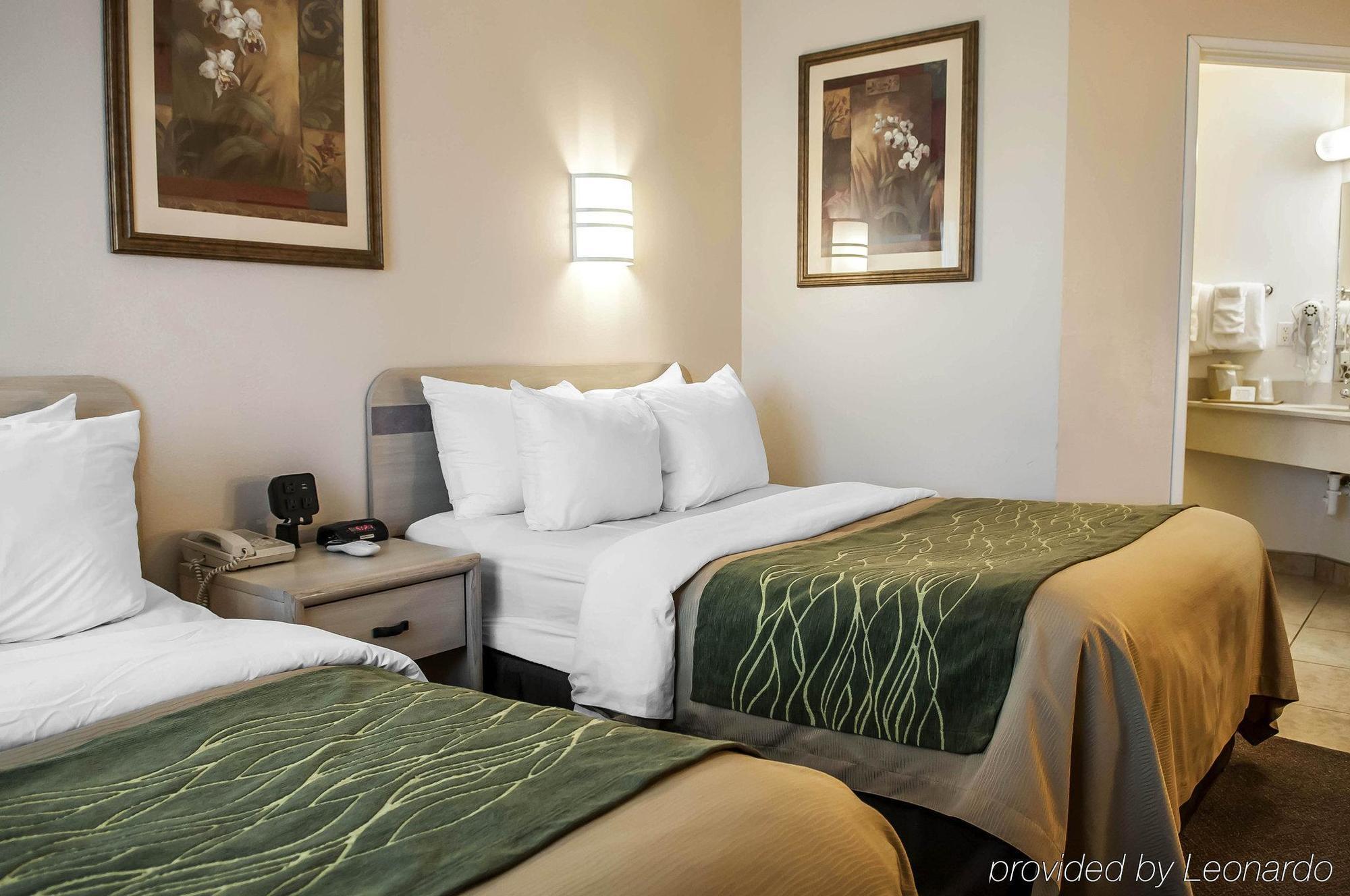 Quality Inn Moriarty Bagian luar foto