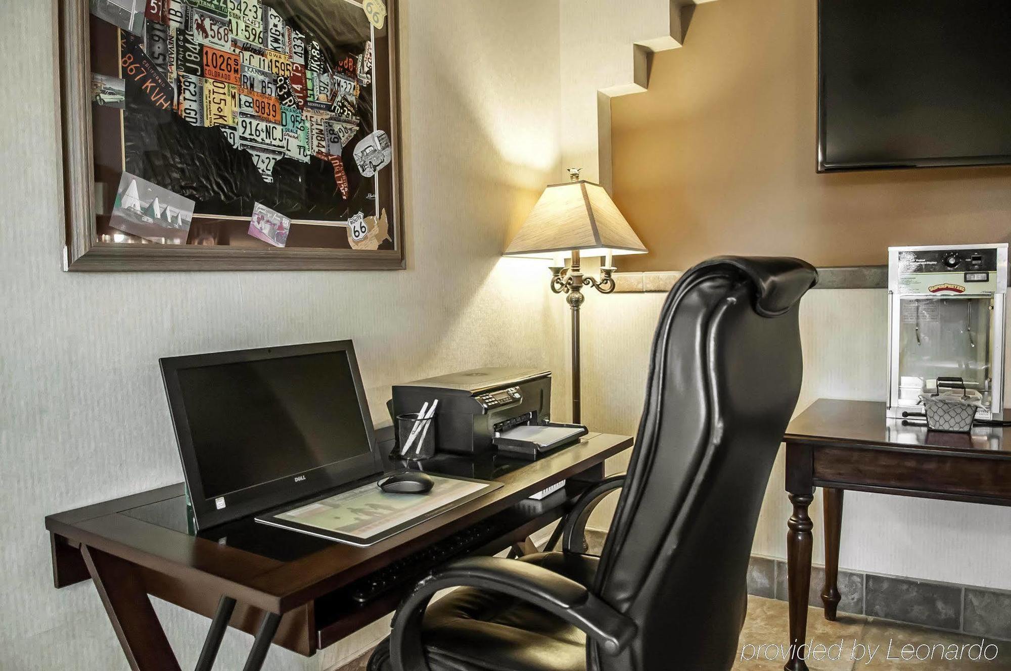 Quality Inn Moriarty Bagian luar foto