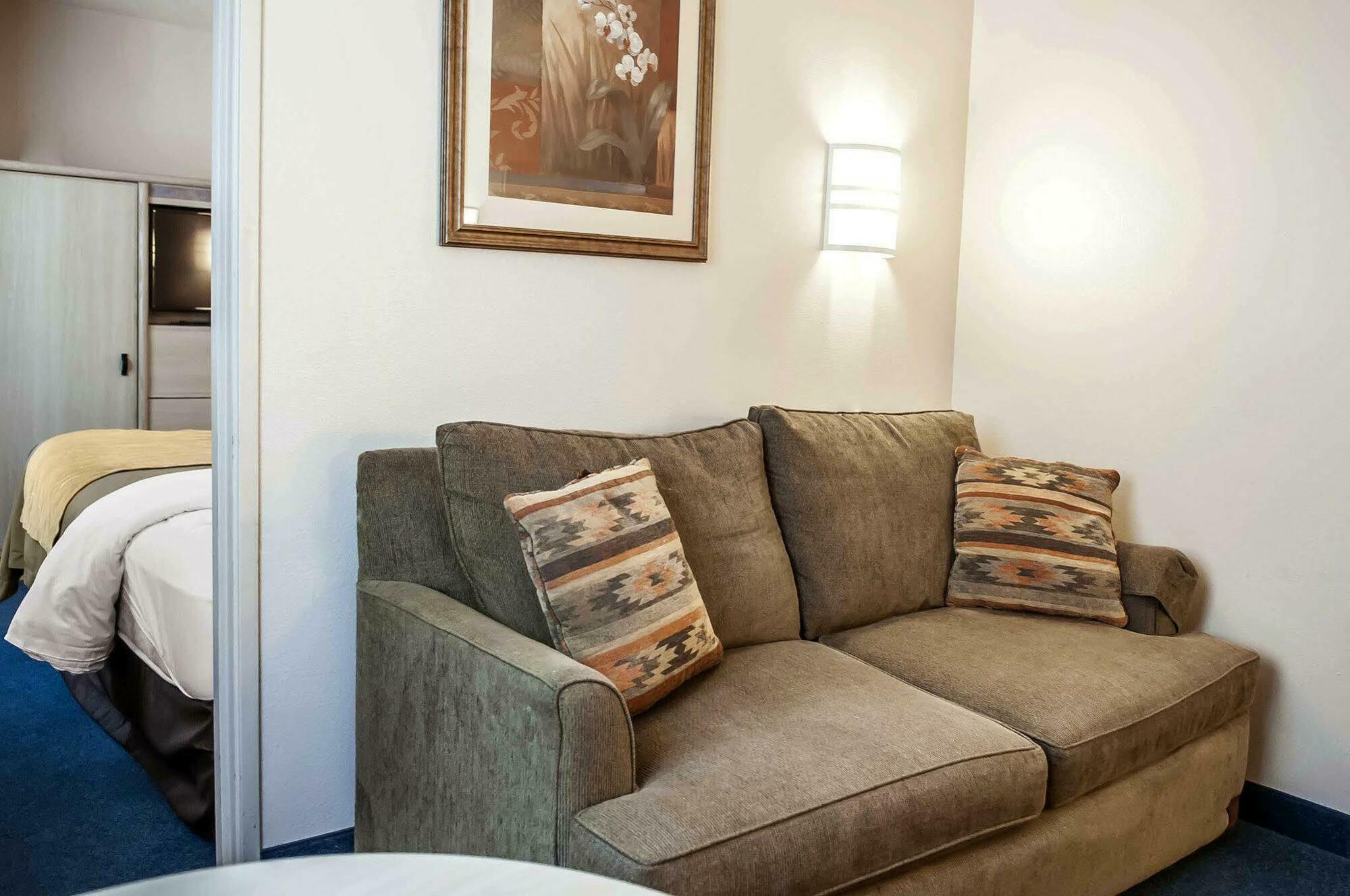 Quality Inn Moriarty Bagian luar foto